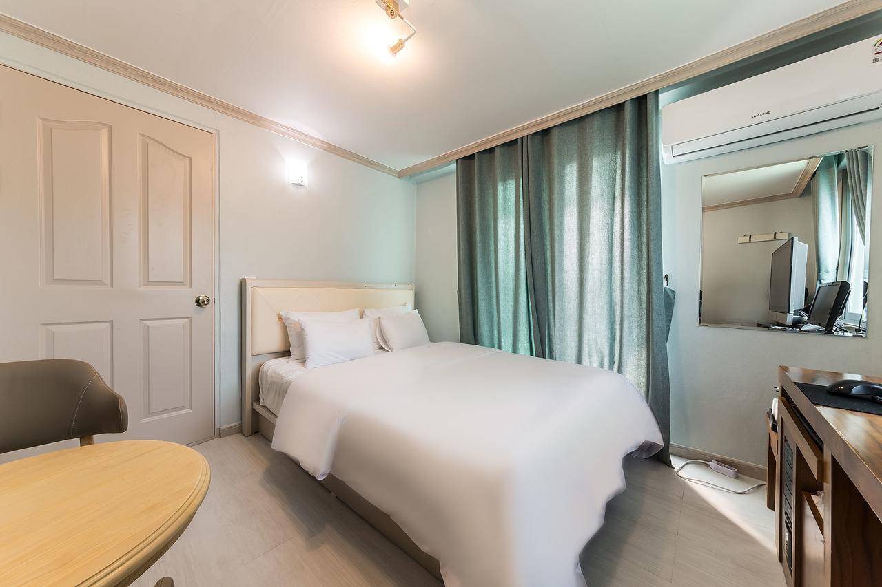 Goodstay Grand Motel Chuncheon Esterno foto